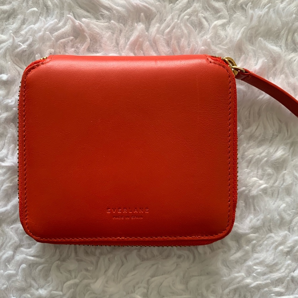 EVERLANE | SQUARE ZIP WALLET (Burnt Orange)
